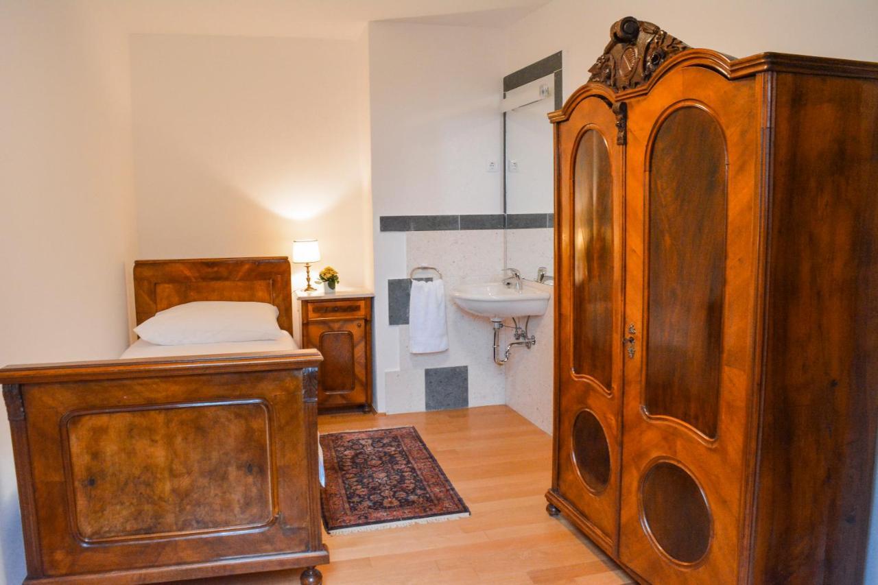 Grad Strmol Villa Церкле на Горенскем Екстериор снимка