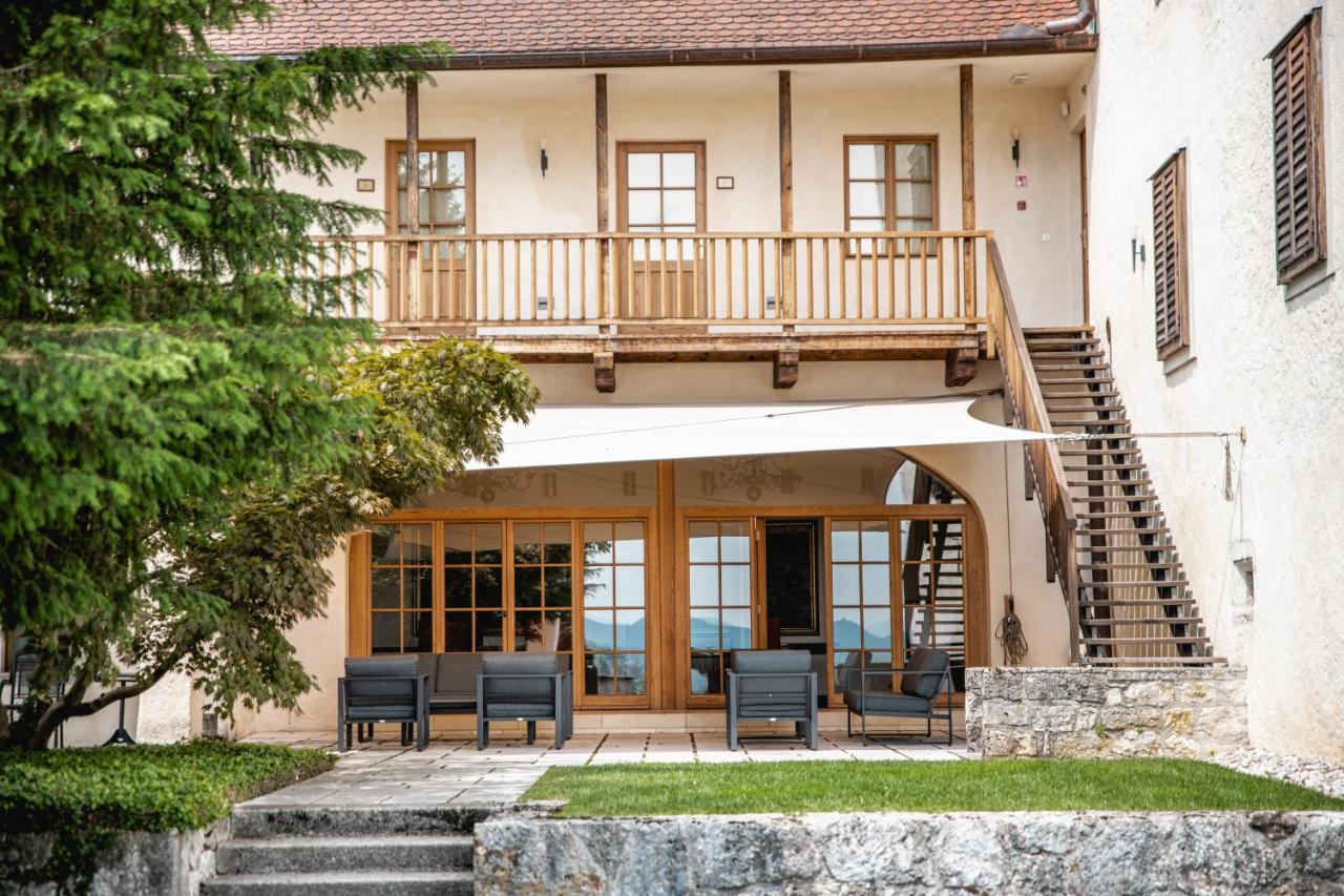 Grad Strmol Villa Церкле на Горенскем Екстериор снимка